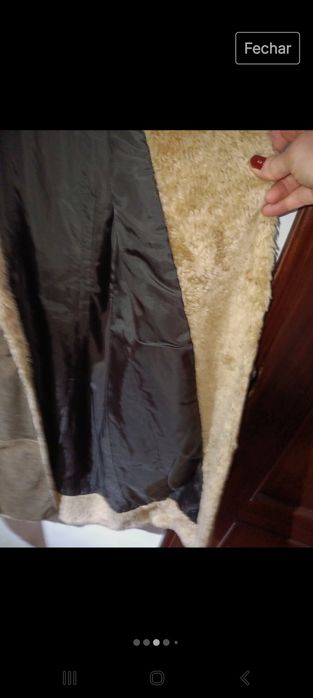 Casaco comprido de pele verdadeira