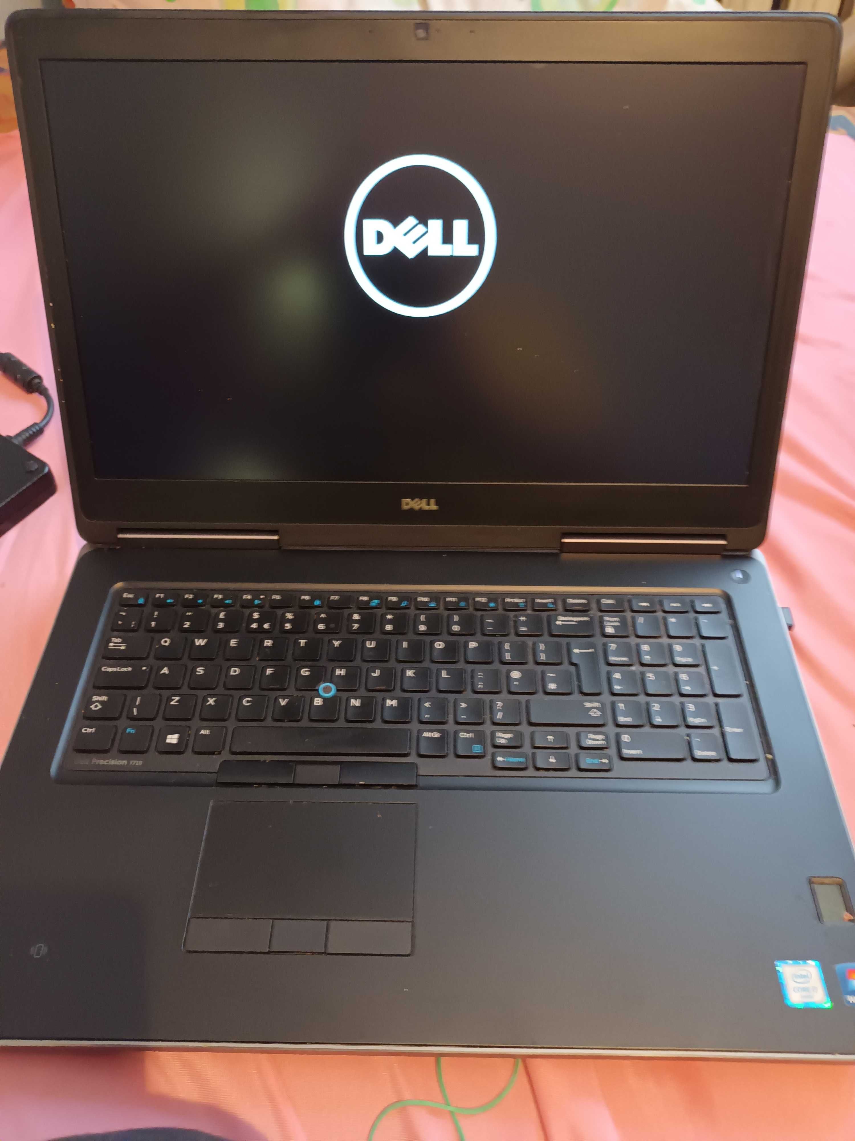 Dell Precision 7710 w bardzo dobrym stanie z nową oryginalną baterią