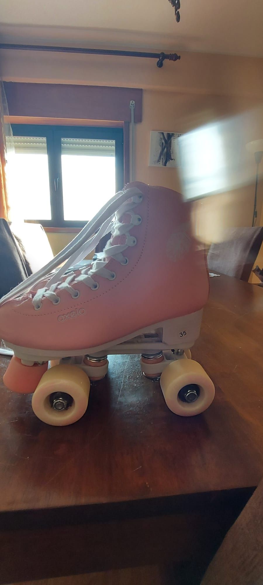 Patins 4 rodas novos n35