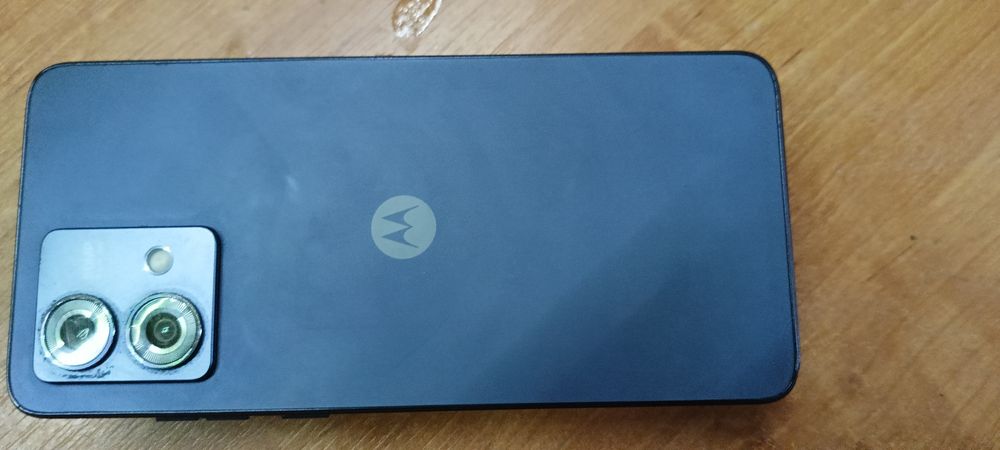 Motorola g84 5G -uszkodzona