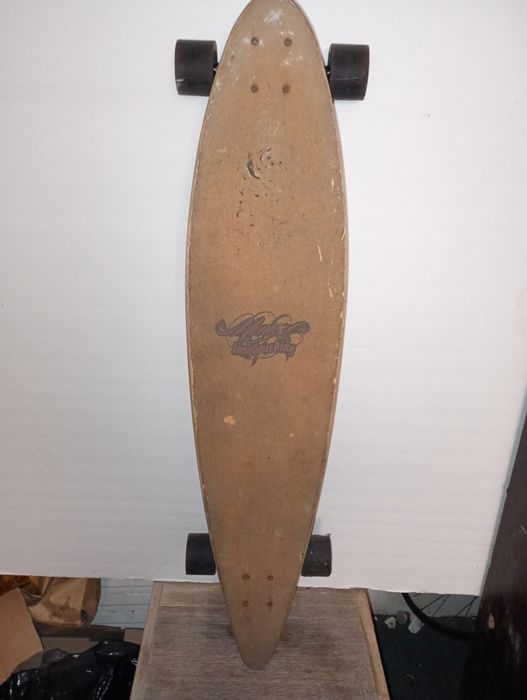 Longboard deskorolka