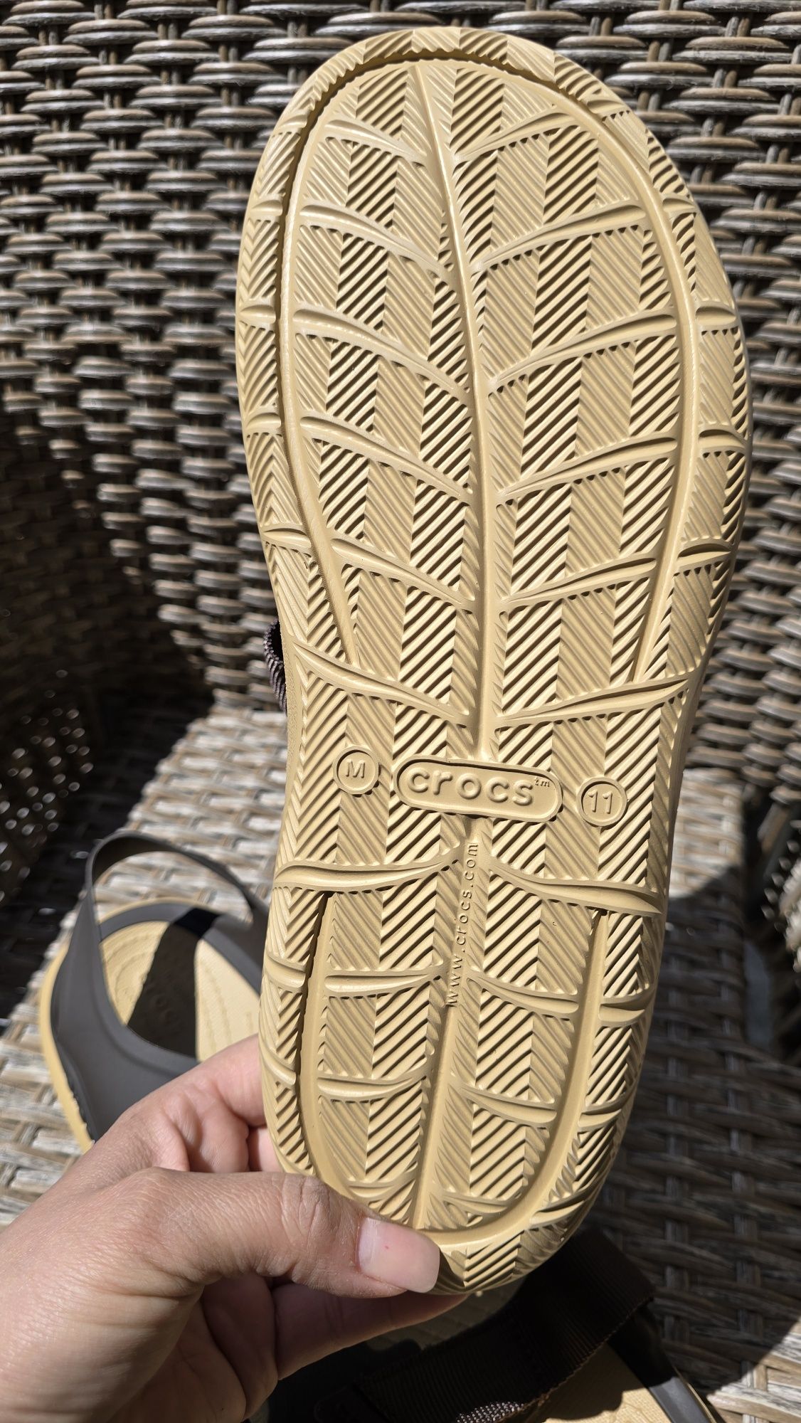 Сандалі чоловічі crocs  swiftwater m11-45/46