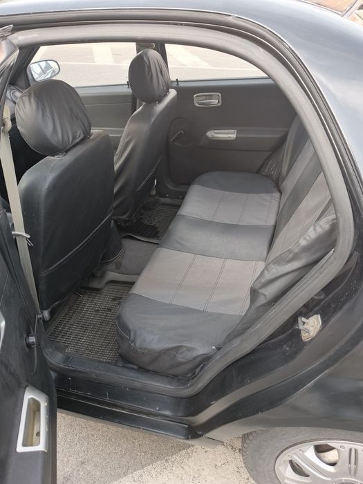 Автівка 2012 року 1.5 газ/бензин в гарному стані!