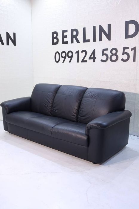 Шкіряний тримісний  диван чорний,   Німеччина