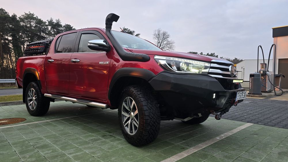 Toyota Hilux, Lift2"Ironman,Wyciągarka,Alu zderzak, Osłony ARB, Trapy