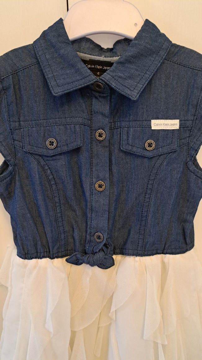 Nowa sukienka Calvin Klein 104