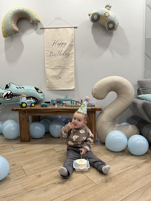 Декор для Дня народження хлопчика 2 рочки панно ковпачок кульки