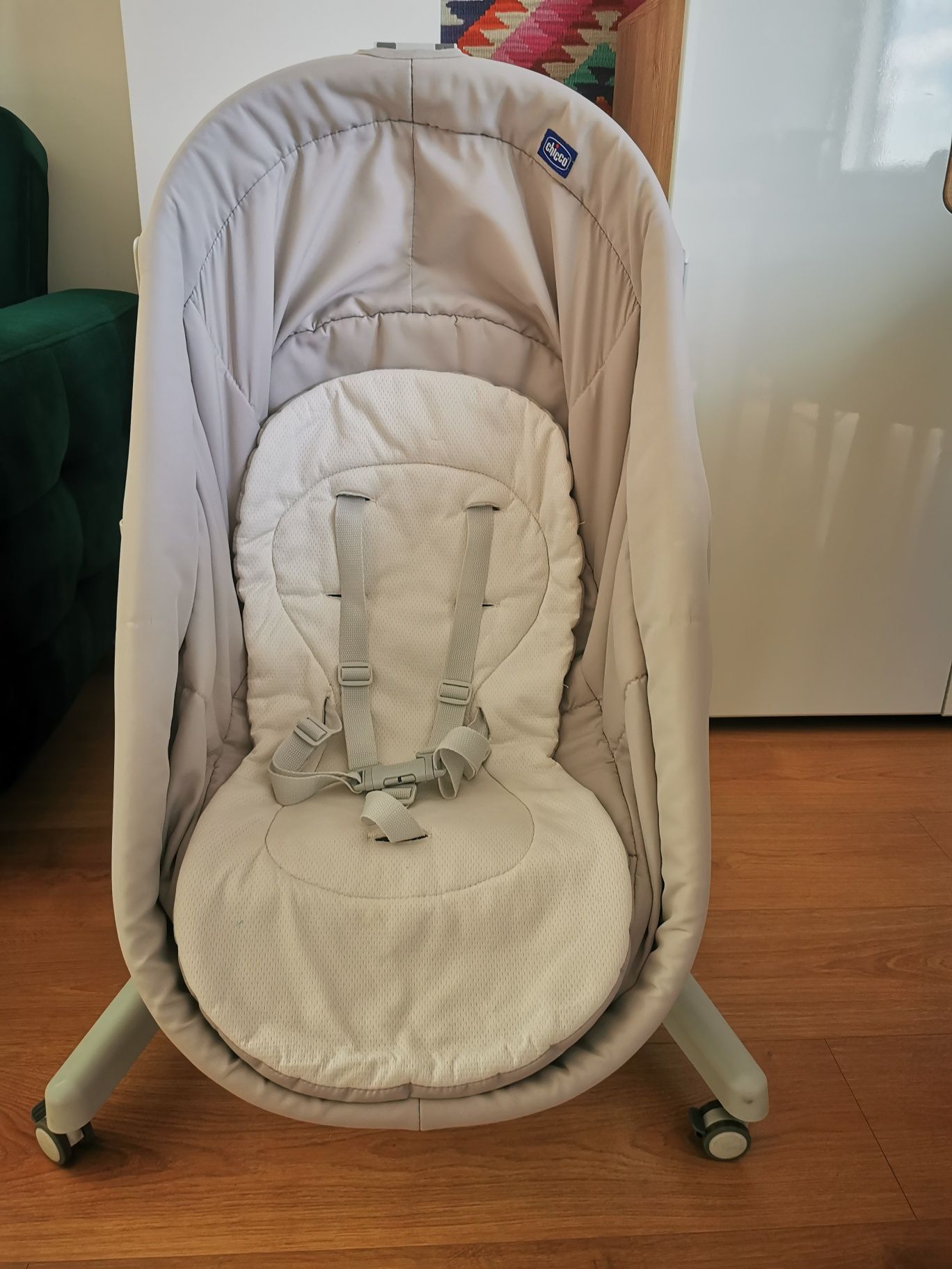 Chicco baby hug 4w1 szare jak nowy