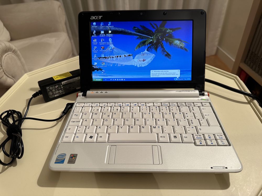 Portátil Acer Aspire One - Modelo ZG5