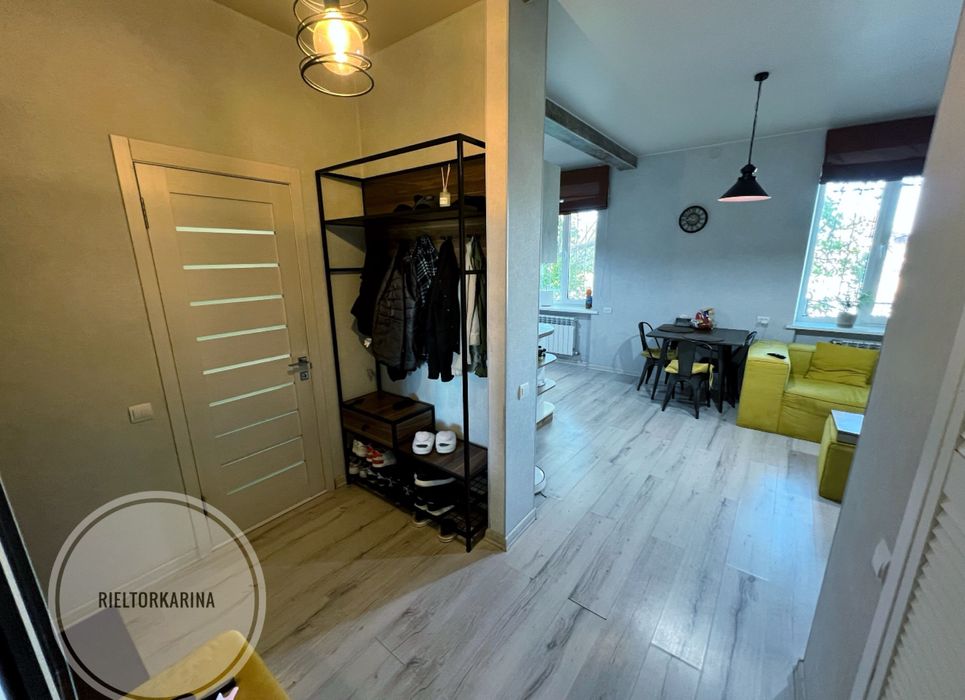 ТЦ Кіт/Скороходова 2к квартира з індивідуальним газ. Опаленням