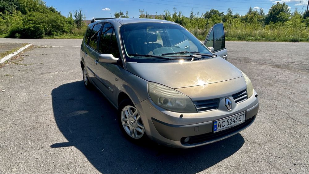 Grand Scenic 2005 р. 2.0 бензин 7 місць