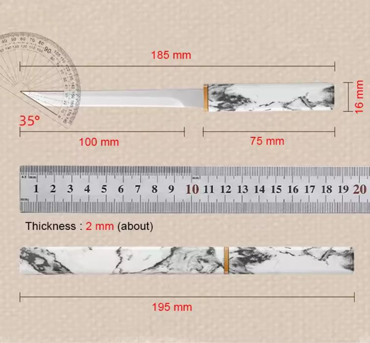 Нож в чехле — надёжный инструмент для любых задач.