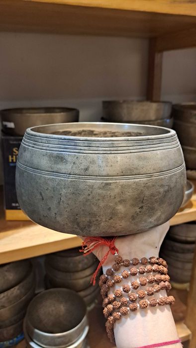 Чаши поющие. Співаюча чаша.