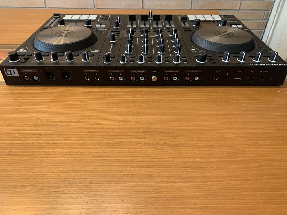 DJ Mixer Traktor S4 Mk3 + Decksaver