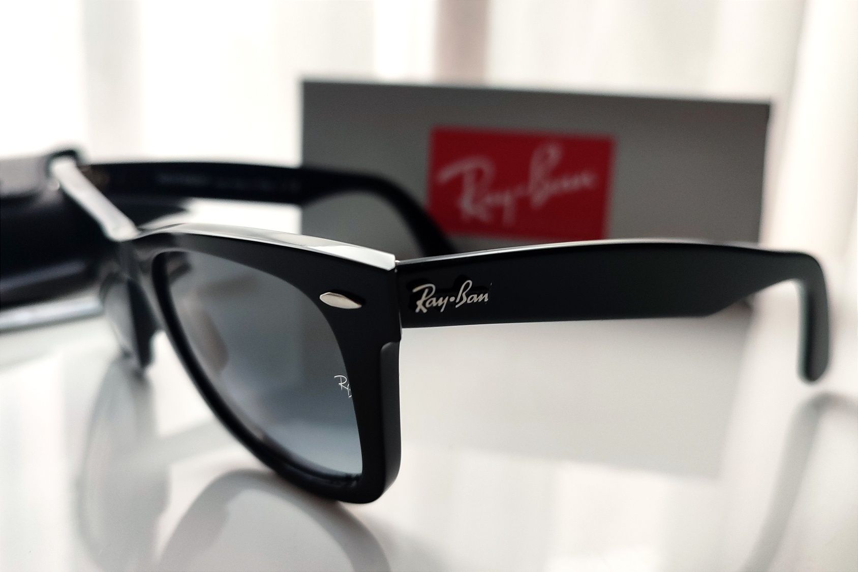 Ray-Ban Wayfarer 2140 gradiant gray