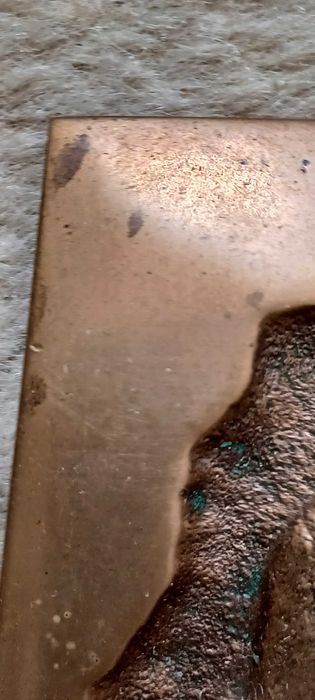 płaskorzeżba mosiężna Jan Paweł II wys 15cm sred 7cm szer 11