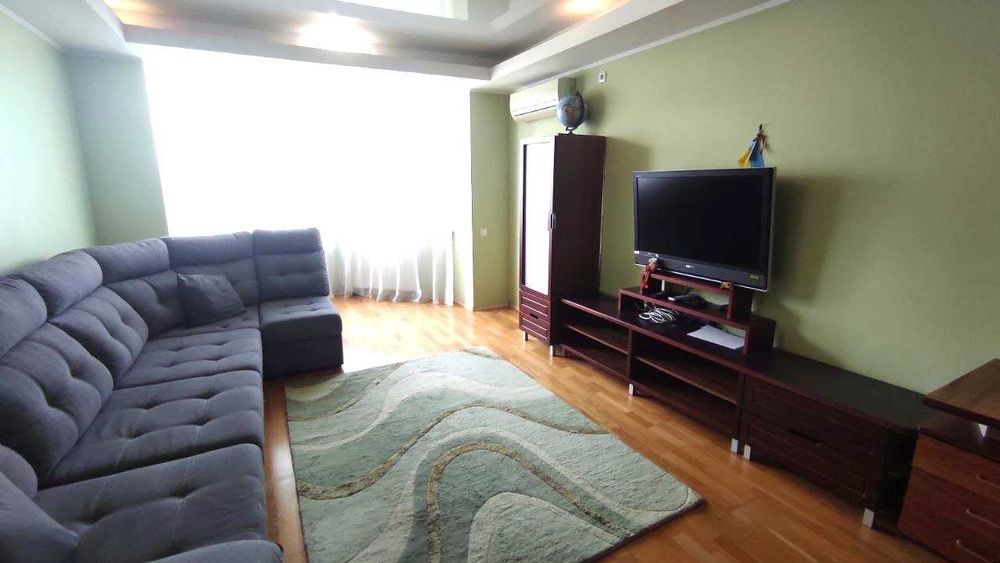 2к квартира + гараж. Будинок у парку «Веселка» напроти Файна Таун