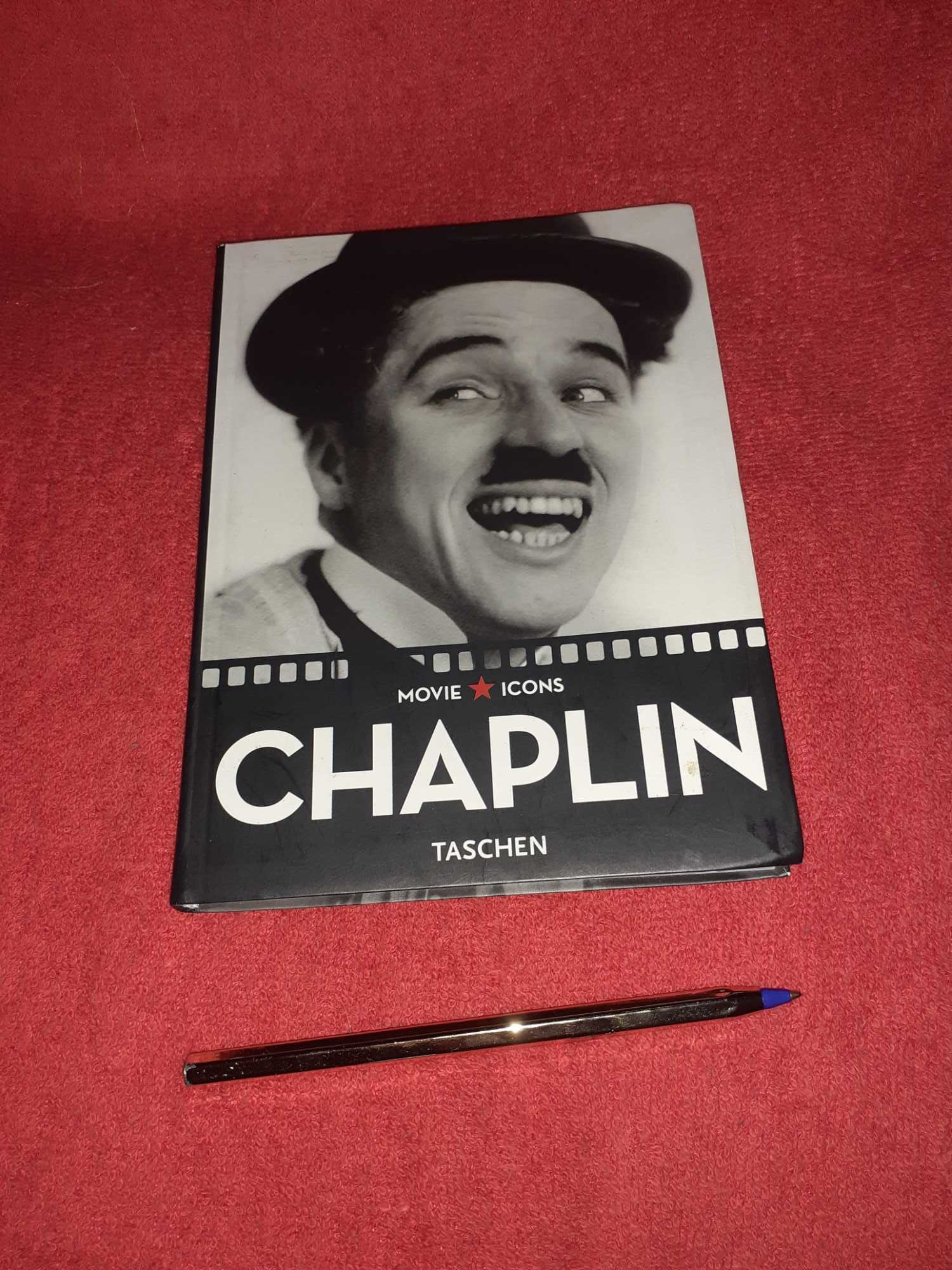 Charlin Chaplin em Biscuit +Livro