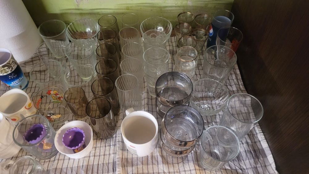 Szklanki, literatki, kubki, kieliszki