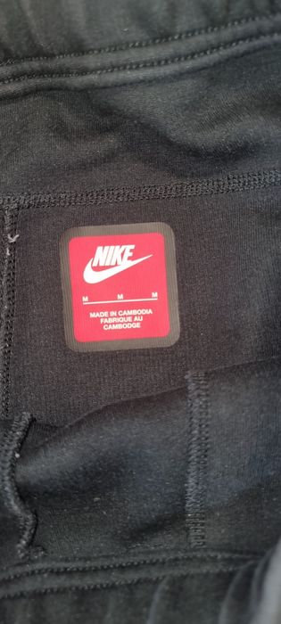 Штани чоловічі Nike Tech Fleece
Оригінал
Розмір М
Стан 9/10
Заміри в л