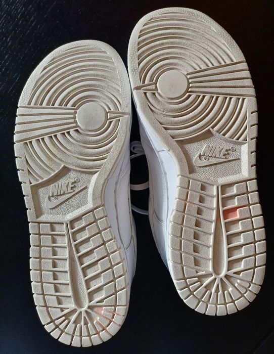 Buty Nike Dunk Low r.9,5 (41)