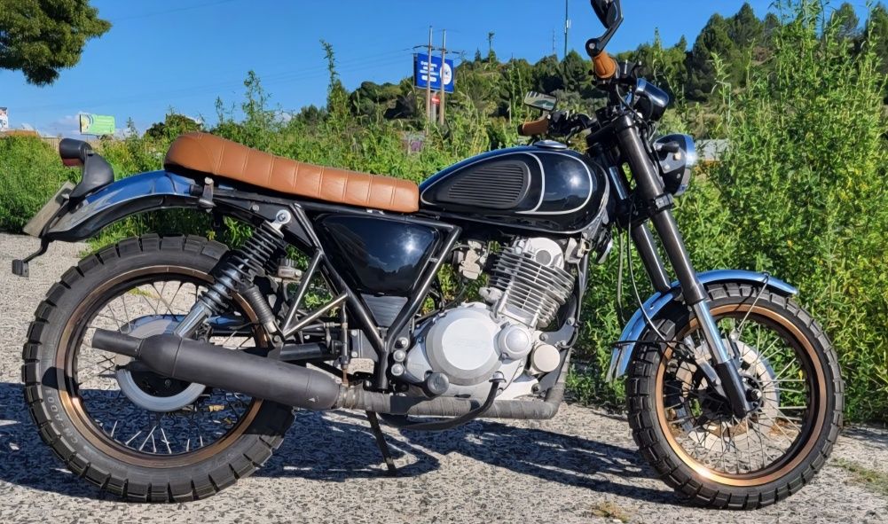 Mash 250 Scrambler