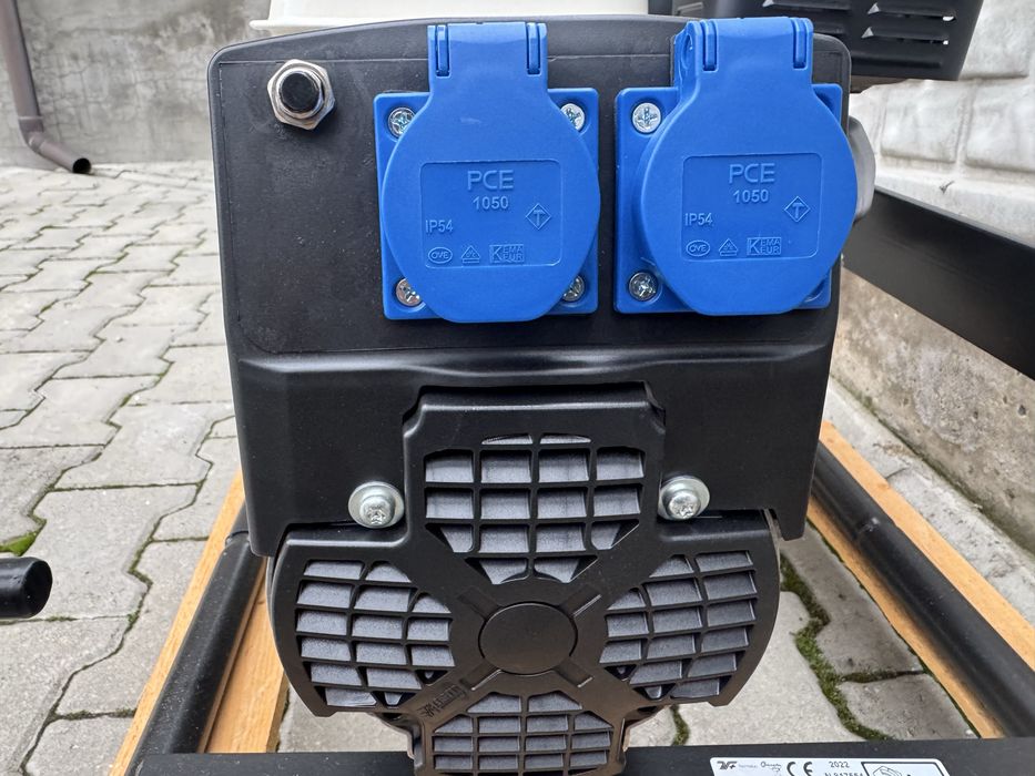 Генератор чемпіон хонда honda ,2,2-2,5 кВт