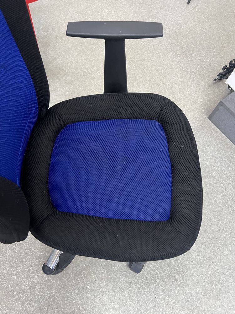 Компʼютерний стілець стул офісний ігровий