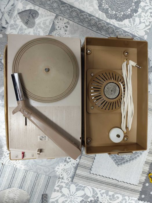 Gira-Discos portátil Phillps