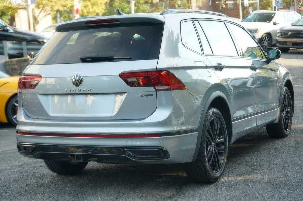 Volkswagen Tiguan SE R-Line Black 4Motion      2022
