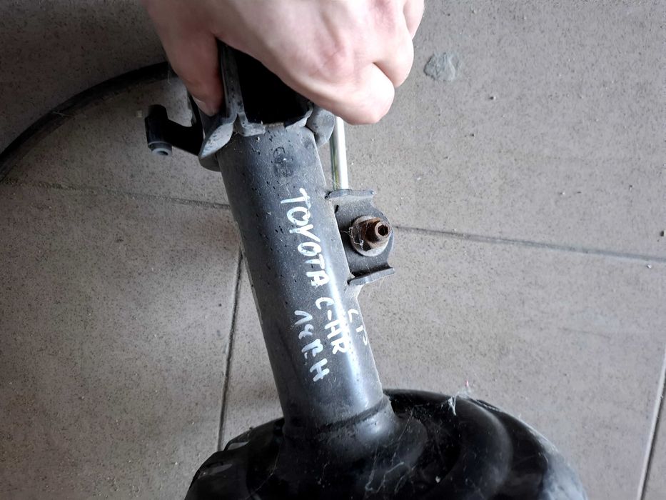 Amortyzator Chr 2016 r