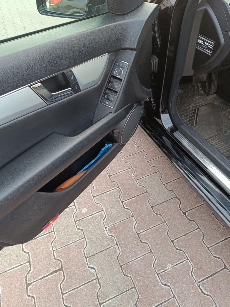 Sprzedam Mercedes C 200. 1,8 kompresor Avantgarde