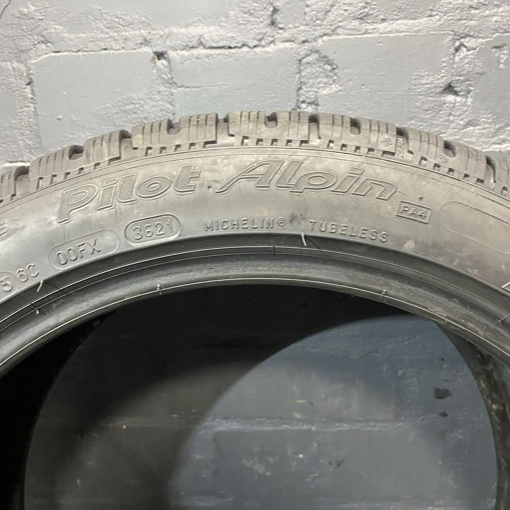 1шт одна шина 245/40 R17 Michelin Pilot Alpin PA4