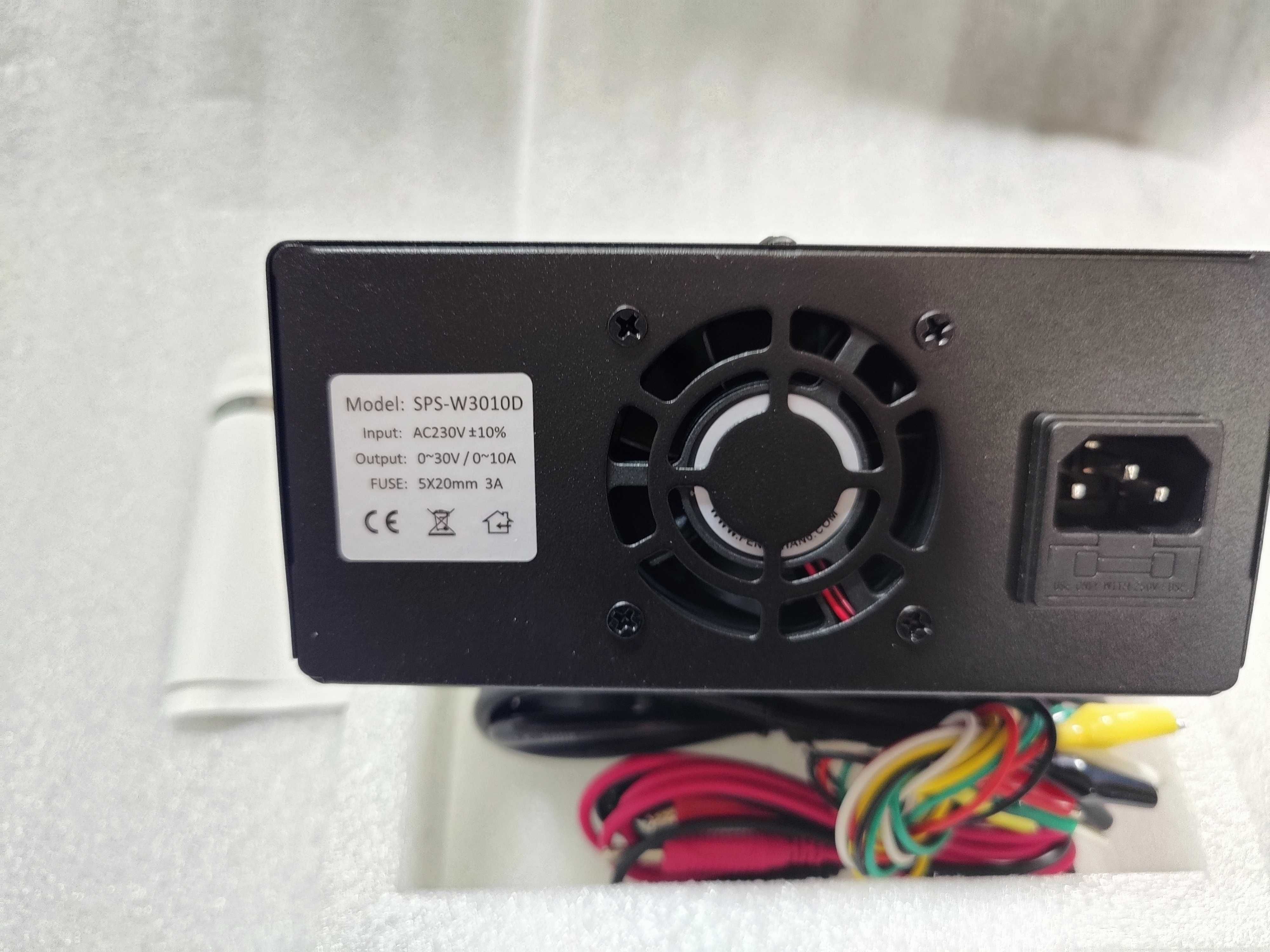 Блок питания  лабораторний живлення 30V 10A sps w3010 новий