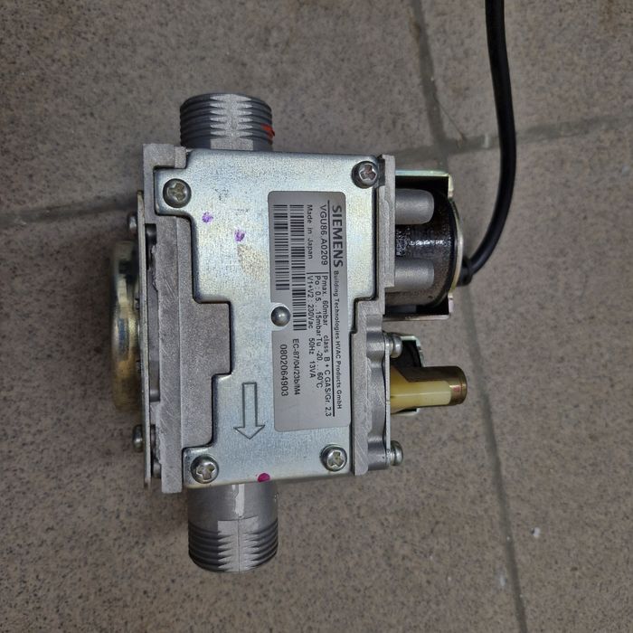 zawór gazowy Siemens VGU86.A0209.