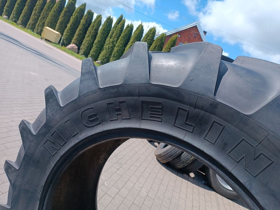 16.9R34 Michelin XM24 opona rolnicza używana