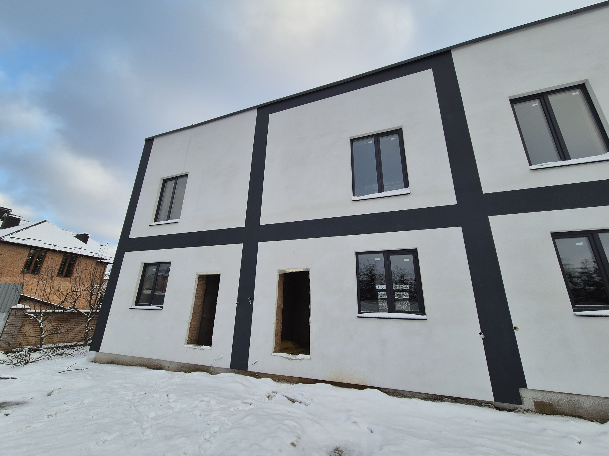 Таунхауси від забудовника, центральні комунікації, 75м2, тераса
