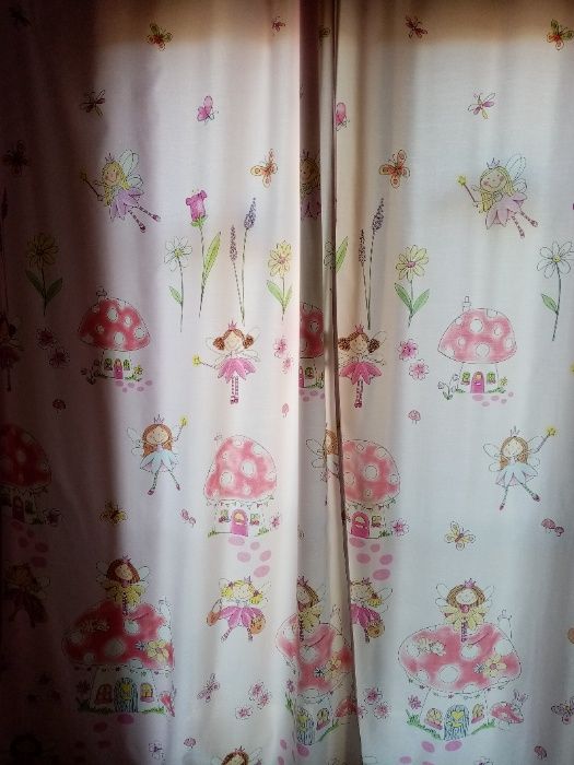 Cortinados quarto criança