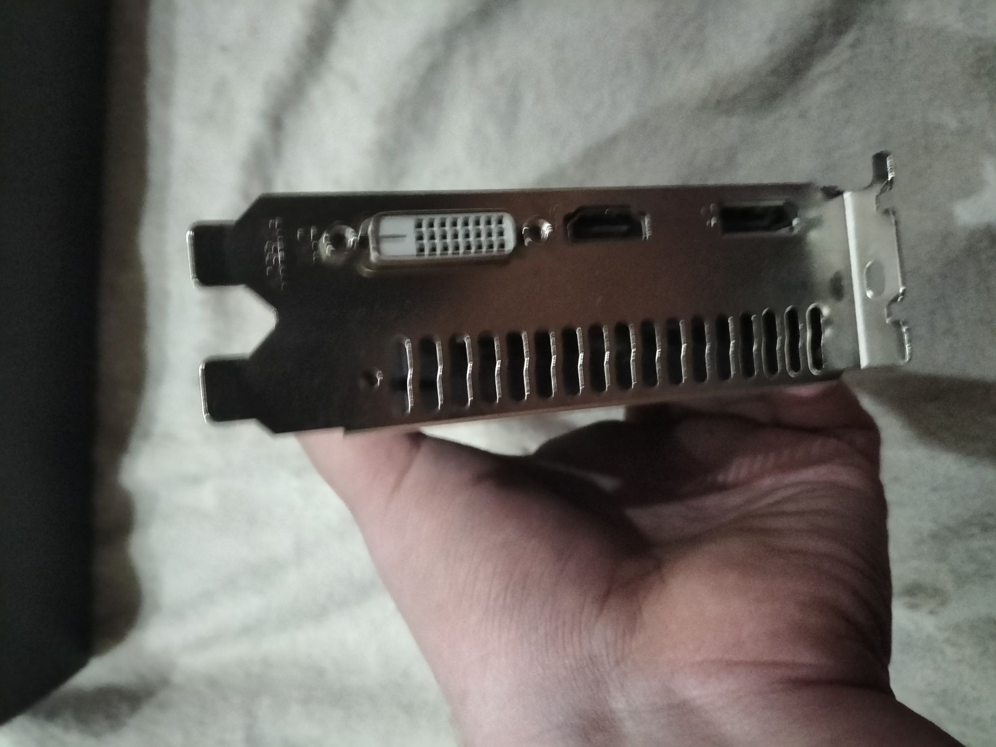 Rx 550 4gb karta graficzna