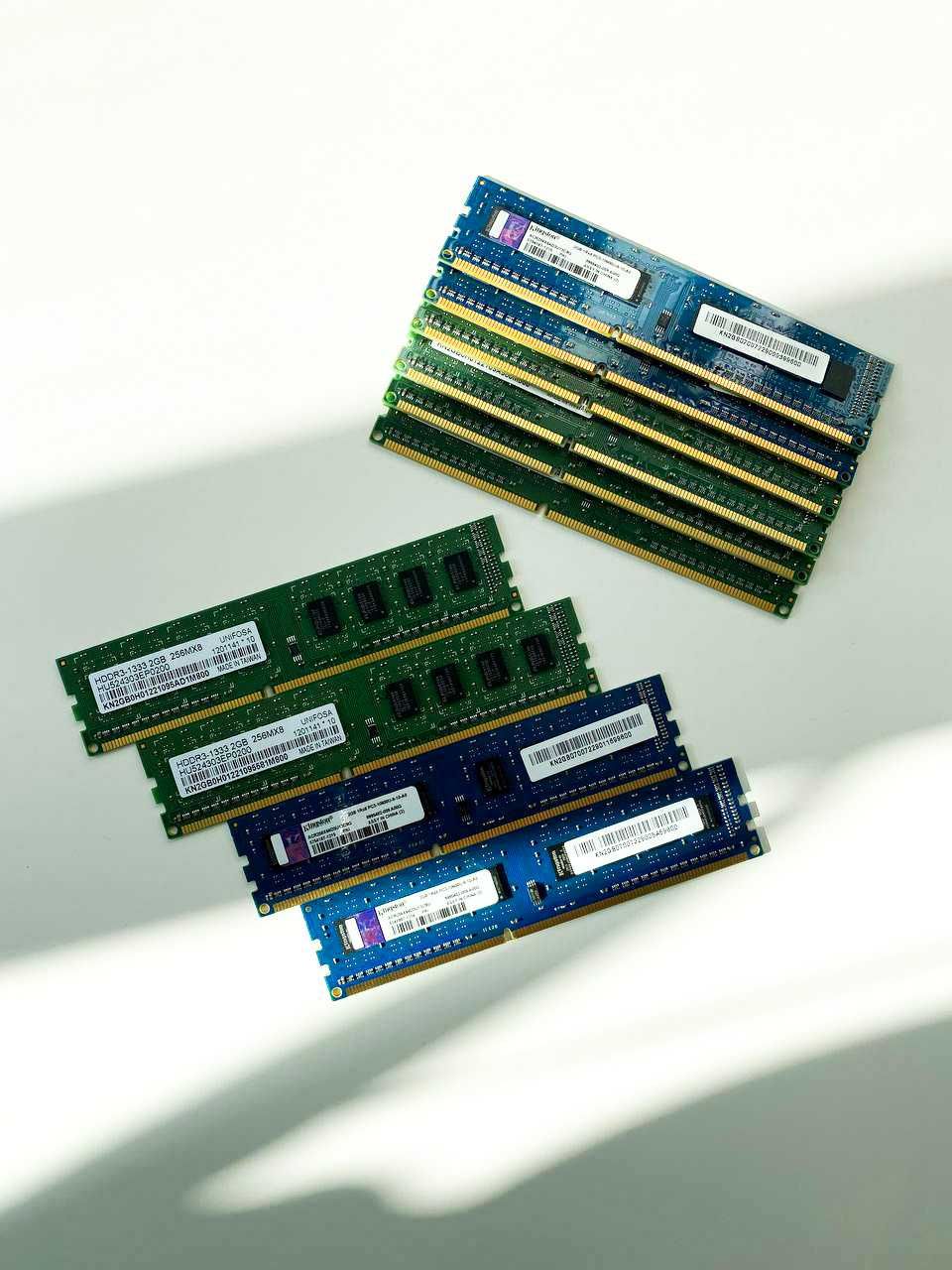 Оперативна пам'ять RAM (ПК, НОУТБУК) 8GB DDR4\ 2GB DDR2 \2GB DDR3