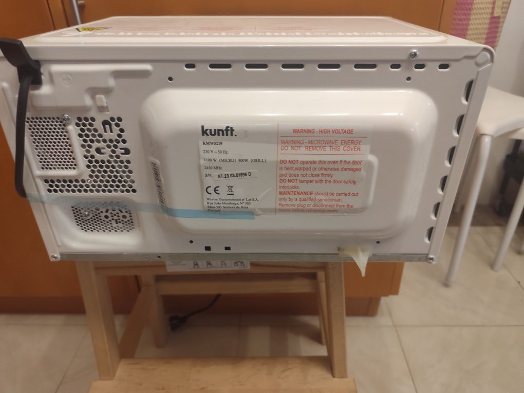 Micro-ondas KUNFT KMW-5219 (20 L - Com Grill - Branco)