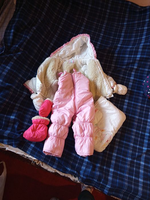 Продам комбінезон для дівчинки