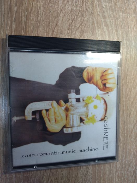 Płyta CD grupy Cashmere Cash romantic music machine