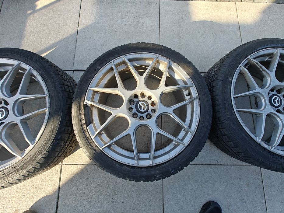 Japan racing jr18 245/40r19 nokian wr a4