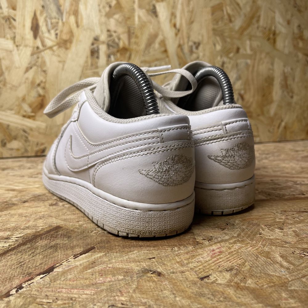 Жіночі кросівки Nike Air Jordan 1 Low