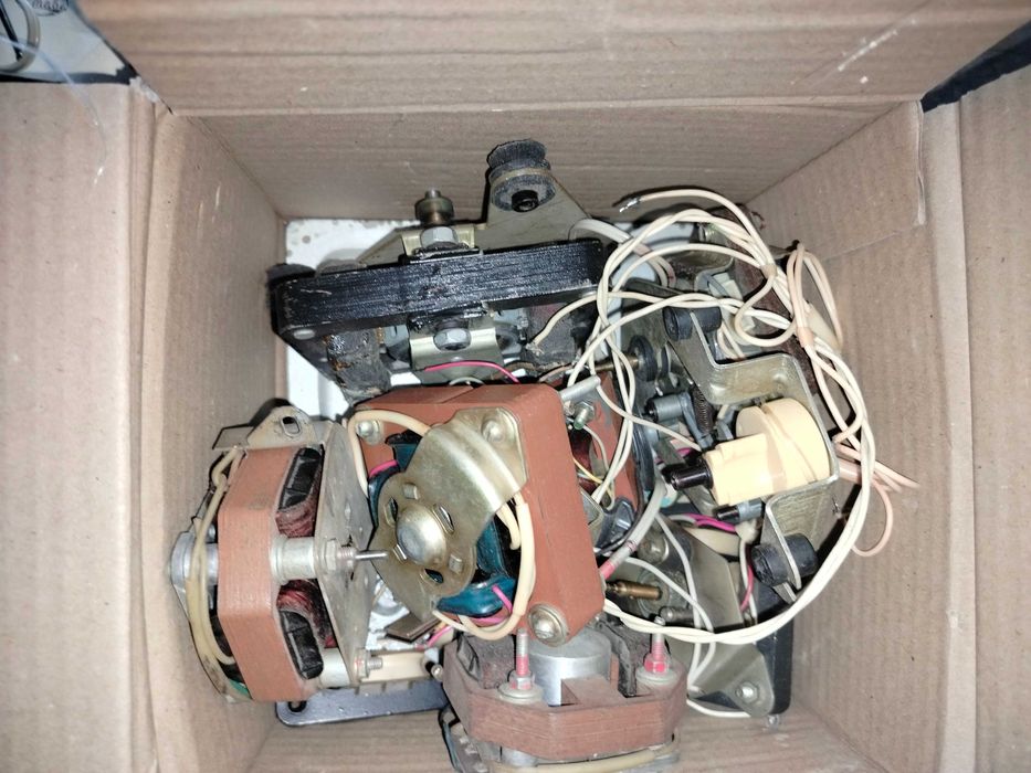 Детали ПУ-1  ламповые проигрыватели  мотор тонарм стекла