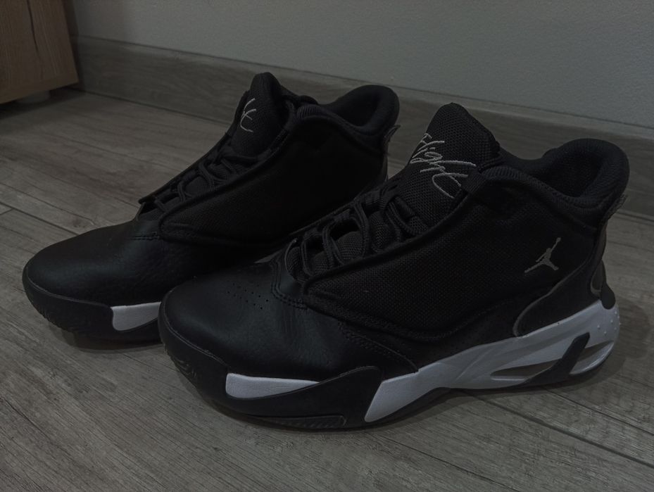 Buty Jordan Max Aura 4