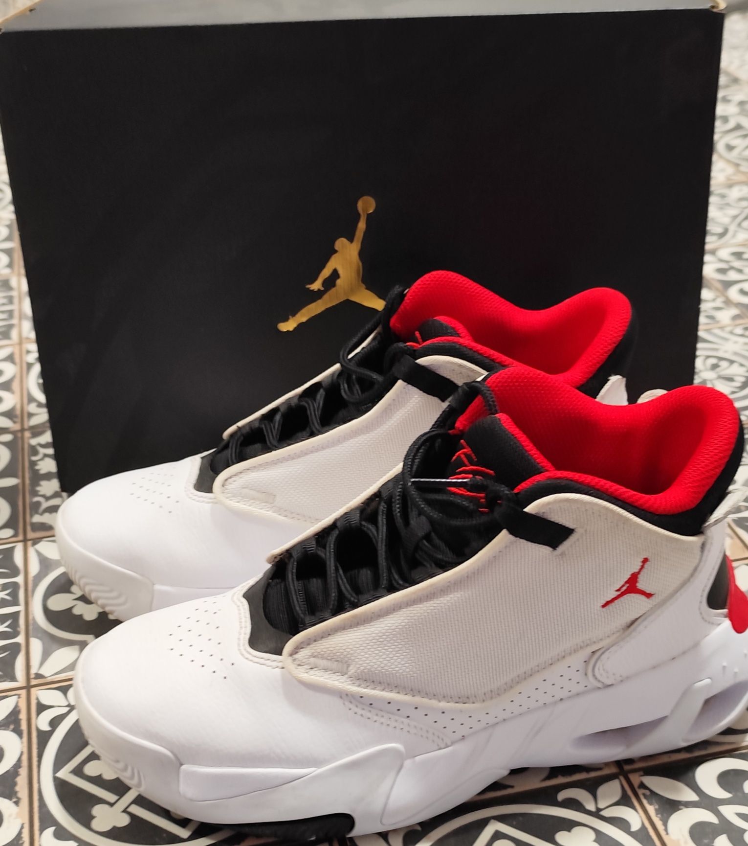 Buty Jordan Max Aura 4