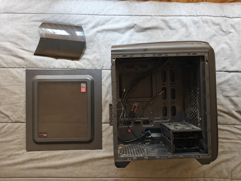 Caixa PC Micro-ATX Kolink Aviator M *usada*