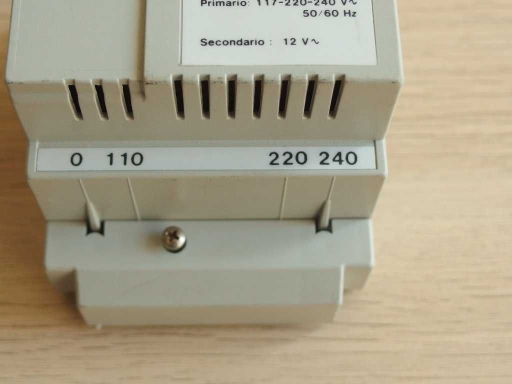 Video-domofon Bitron transformator 230 12V 2,3A 28VA szyna TH35